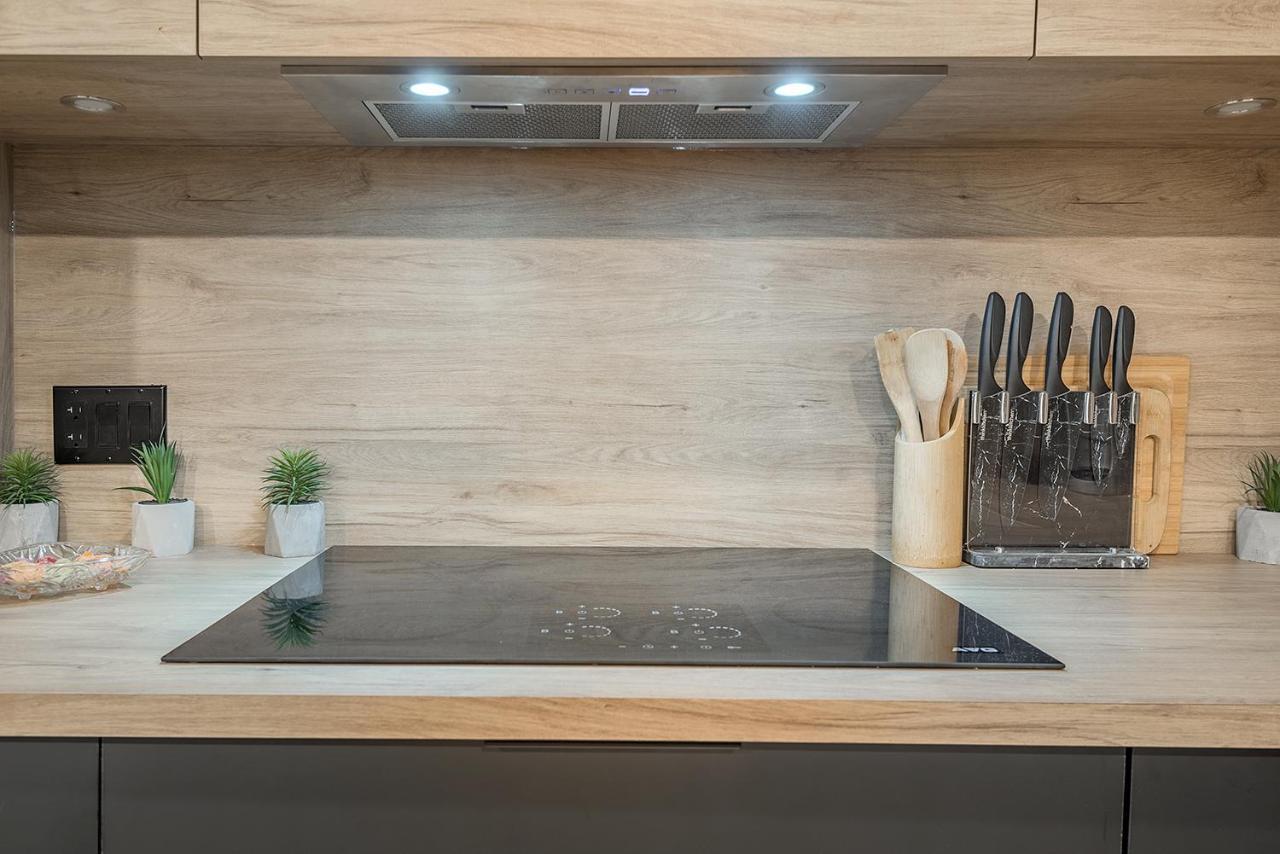 Free Parking Prime Location New Modern Condo Brossard Εξωτερικό φωτογραφία